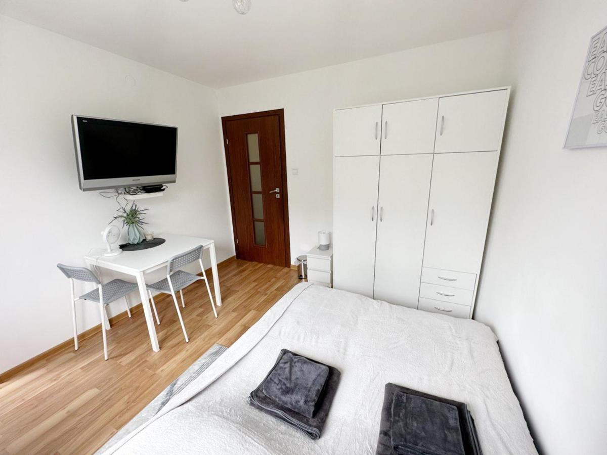 ורשה Anielewicza 26 Rooms מראה חיצוני תמונה